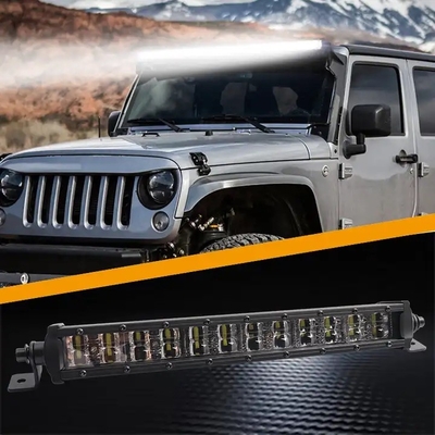 Off-road 4x4 Jeep Truck UTV LED Light Bar 12V 24V Automotive LED Light Bar Il peut être utilisé pour les voitures de luxe