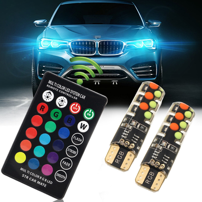 Luminosité Nouveau type de voiture intérieur ampoule LED T10 5050 6SMD couleur RGB Avec RGB Avec lampes clignotantes stroboscopiques à distance